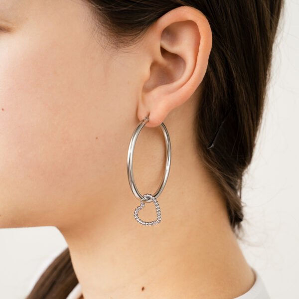 Oorbellen hoops met hartje - Afbeelding 3
