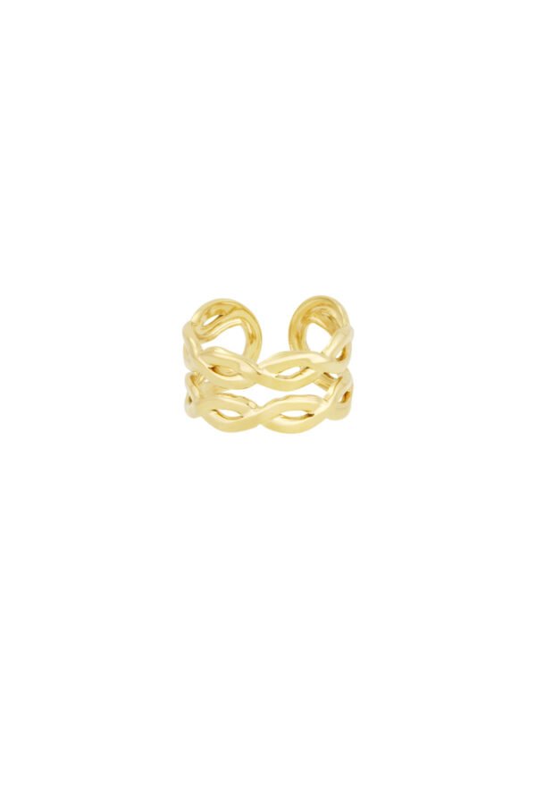 Layered swirl ring
